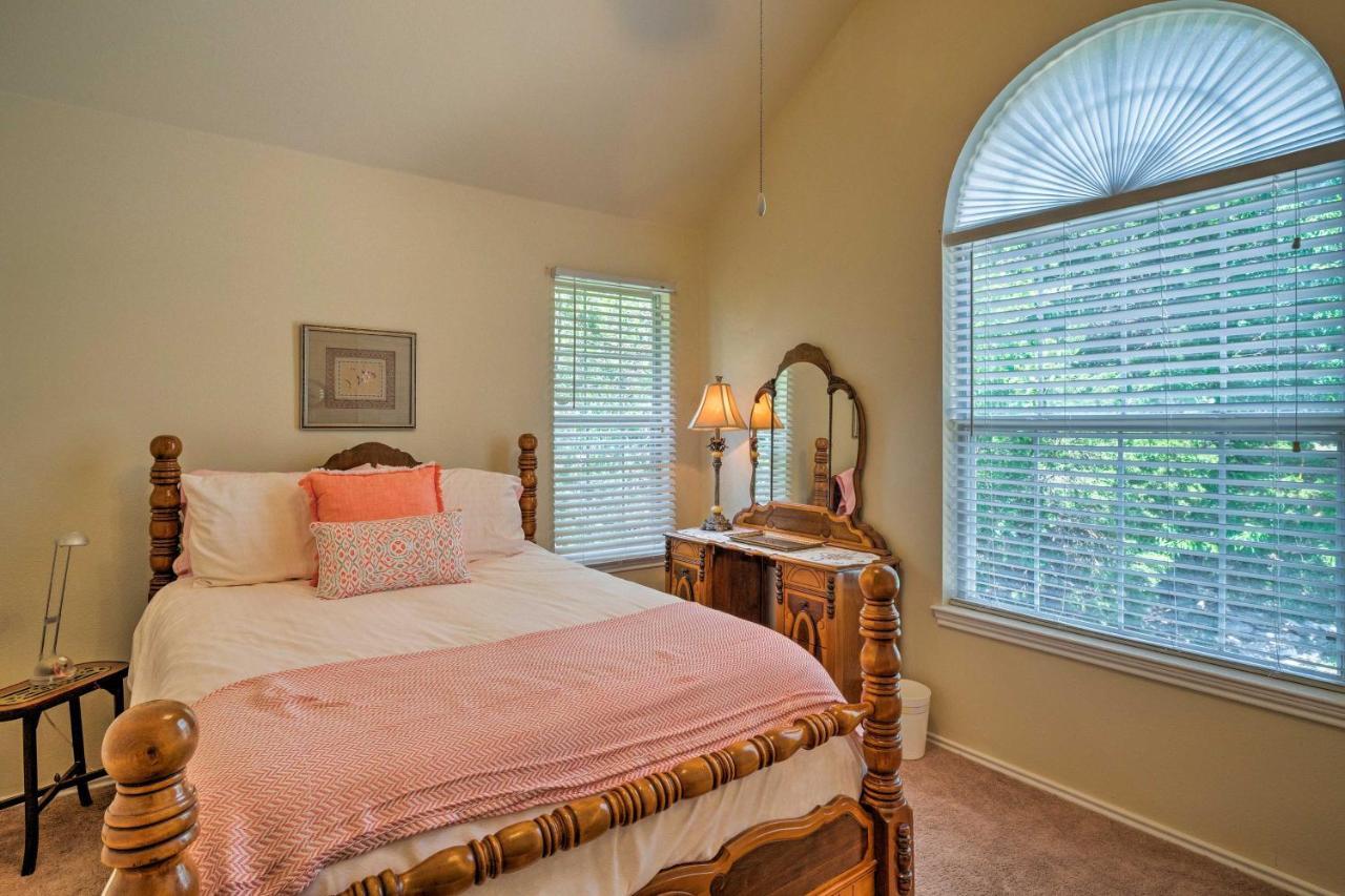 Austin Home With 2 Furnished Decks And Lake Views Eksteriør billede